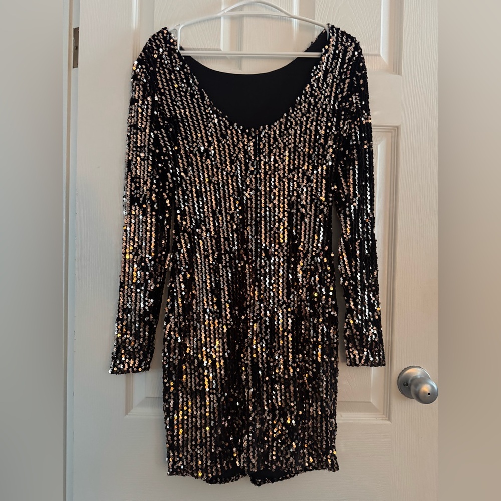 Only Black and Gold Sequin Long Sleeve Dress